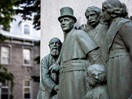 Mgr Laflèche Monument