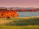 Red Cliff at Étang-du-Nord